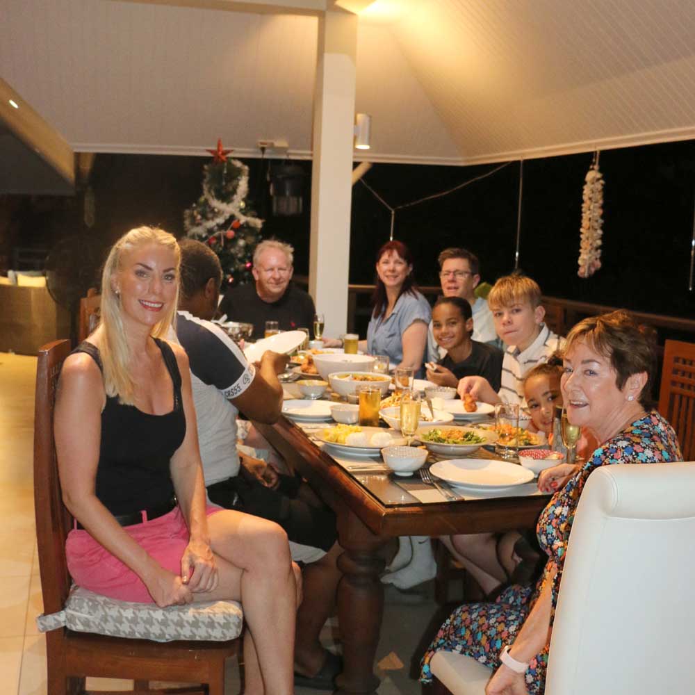 Luxury Thai Holiday Villa Eating in